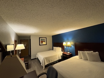 Standard Room, 2 Queen Beds, Non Smoking