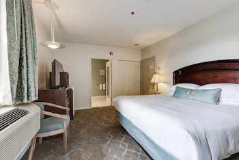Accessible, Standard Room, 1 King Bed