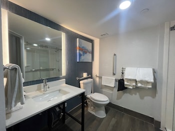 Room, 2 Double Beds, Accessible, Non Smoking (Mobility/Hearing Impaired Accessible)