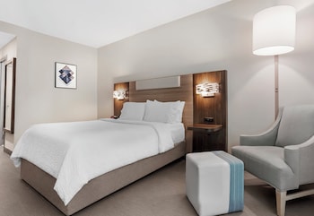 Standard Room, 1 Queen Bed