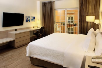 Standard Room, 1 King Bed