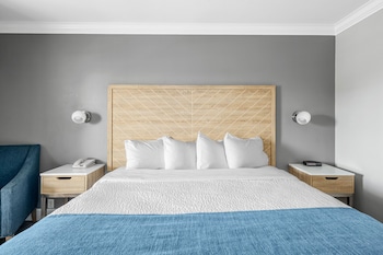 Standard Room, 1 King Bed