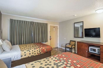 Standard Room, 2 Queen Beds, Non Smoking