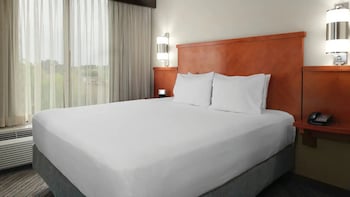 Room, 1 Double Bed with Sofa bed, Accessible, Bathtub