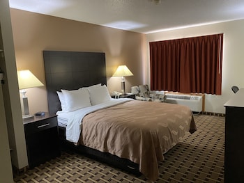Standard Room, 1 Queen Bed, Non Smoking