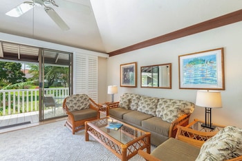 Royal Room, 1 Bedroom, Garden View (Unit 0047, 1 Bath)