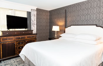 Suite (Governor Calvert)
