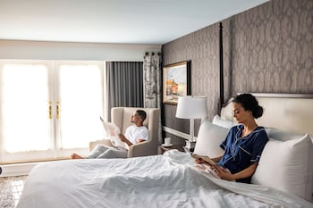 Room, 1 King Bed, Balcony