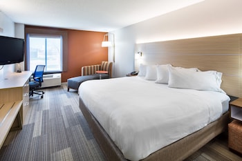 Standard Room, 1 King Bed, Accessible (Communications, Roll In Shower)