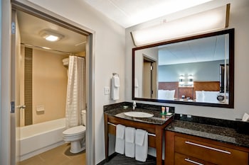 Room, Multiple Beds