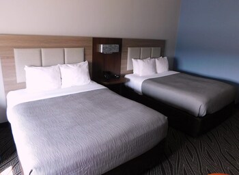Standard Room, 2 Queen Beds