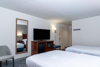 Room, 2 Double Beds, Microwave