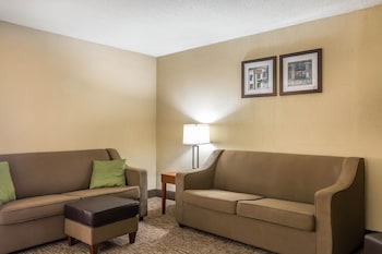 Suite, 2 Queen Beds, Accessible, Non Smoking
