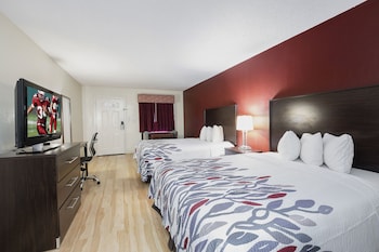 Standard Suite, 2 King Beds, Non Smoking