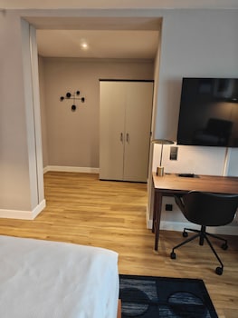 Room, 1 King Bed