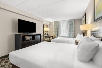 Standard Room, 2 Queen Beds, Non Smoking