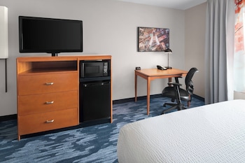 Room, 1 King Bed (Hearing Accessible)