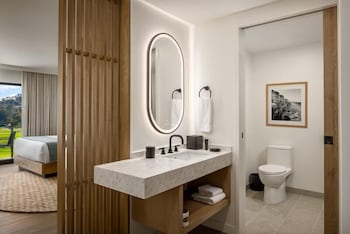 Club Room, 2 Queen Beds, Accessible (ADA Tub)