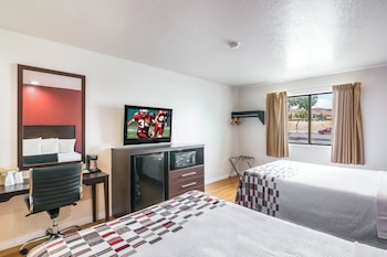 Deluxe Room, 2 Queen Beds, Accessible, Non Smoking