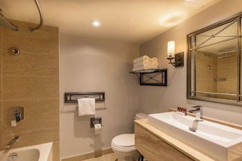 Comfort Room, 2 Queen Beds