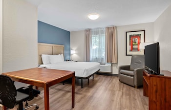 Studio, 1 Queen Bed, Non Smoking