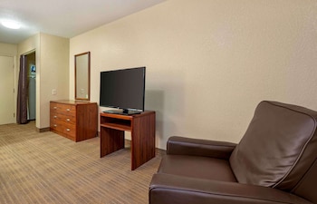 Studio, 1 Queen Bed, Non Smoking