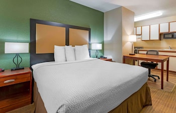Studio, 1 Queen Bed, Non Smoking