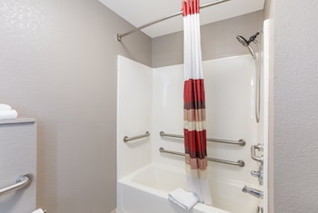 Deluxe Room, 2 Queen Beds, Accessible, Non Smoking