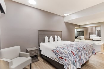 Suite, 1 King Bed, Non Smoking, Jetted Tub