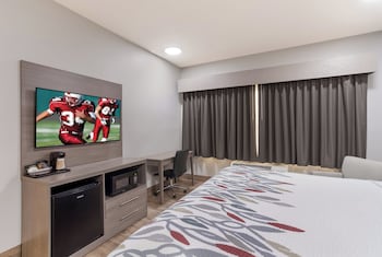 Suite, 1 King Bed, Non Smoking, Jetted Tub