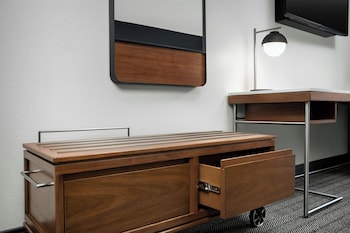 Room, Multiple Beds (Mobility Accessible, Tub)