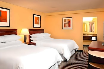 Standard Room, 2 Double Beds, Non Smoking
