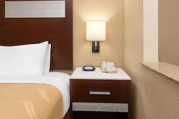 Basic Double Room, 2 Queen Beds