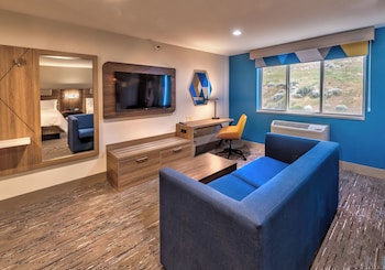 Standard Room, Multiple Beds
