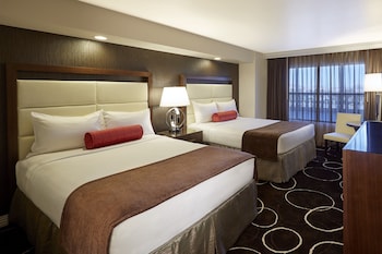 Deluxe Room, 2 Queen Beds