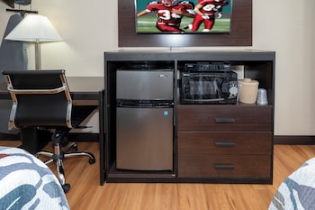 Superior Room, 2 Queen Beds (Smoke Free)