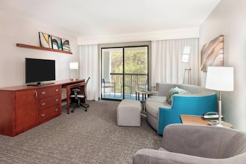 Suite, 1 Bedroom, Hearing Accessible, Balcony