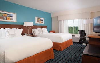 Room, 2 Queen Beds (Mobility/Hearing Access, Roll-In Shwr)
