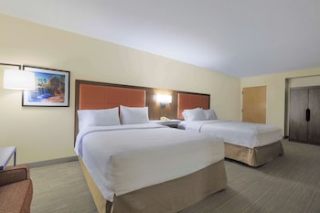 Room, 2 Queen Beds, Accessible, Non Smoking
