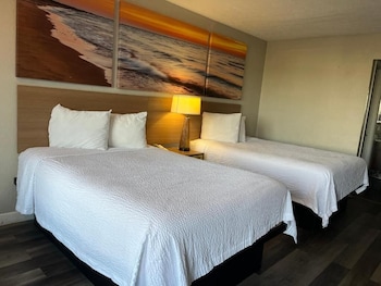 Deluxe Room, 2 Double Beds, Non Smoking