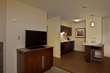Suite, 1 King Bed, Fireplace (Kitchen, Shower Only)