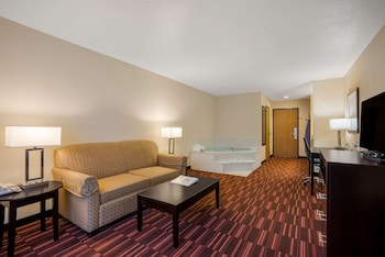 Suite, 1 King Bed, Jetted Tub