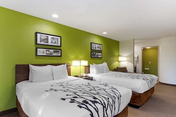 Standard Room, 2 Queen Beds, Non Smoking