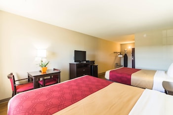 Standard Room, 2 Queen Beds, Non Smoking
