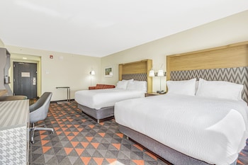 Premium Room, 2 Queen Beds, Mobility Accessible