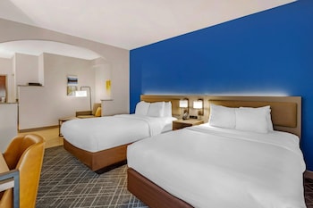 Suite, Multiple Beds, Non Smoking