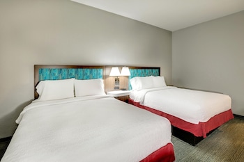 Room, 2 Queen Beds, Refrigerator & Microwave