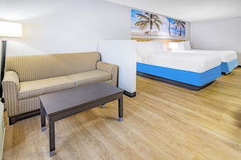 Studio Suite, 2 Queen Beds, Non Smoking