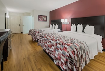 Deluxe Room, 2 Queen Beds, Non Smoking