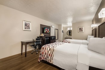 Deluxe Room, 2 Queen Beds, Non Smoking